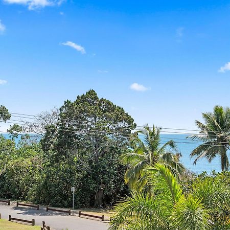 Tingeera Bespoke Beachfront Apartments Hervey Bay Exterior foto